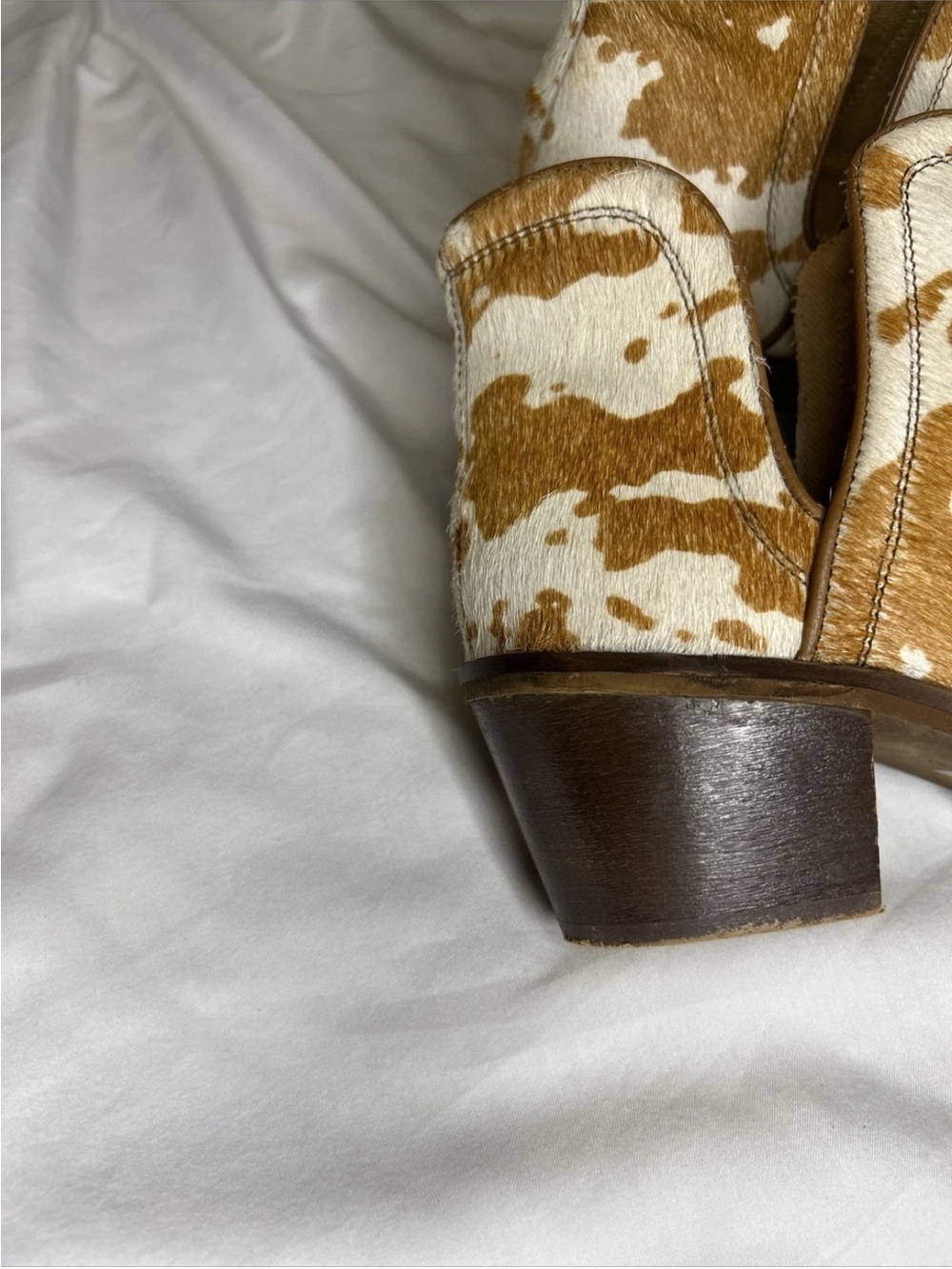 MYRA BAG Cow Hair On Hide Leather Ankle Cowboy Boots Women’s 9 White & Brown - Picture 13 of 16